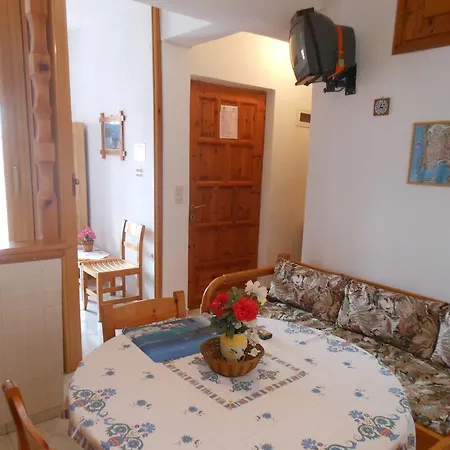 Filitsa * Skiathos Town